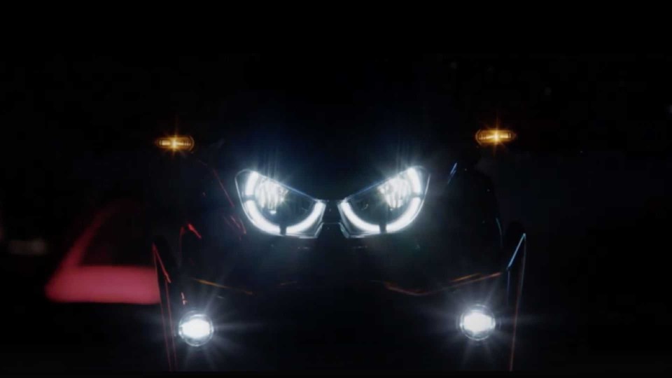 Moto - News: Honda Africa Twin, arriva il primo teaser [VIDEO]