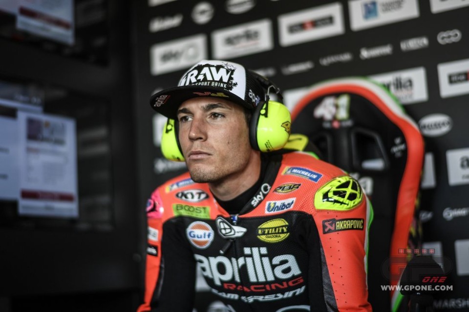 MotoGP: Aleix Espargarò avverte Aprilia: 