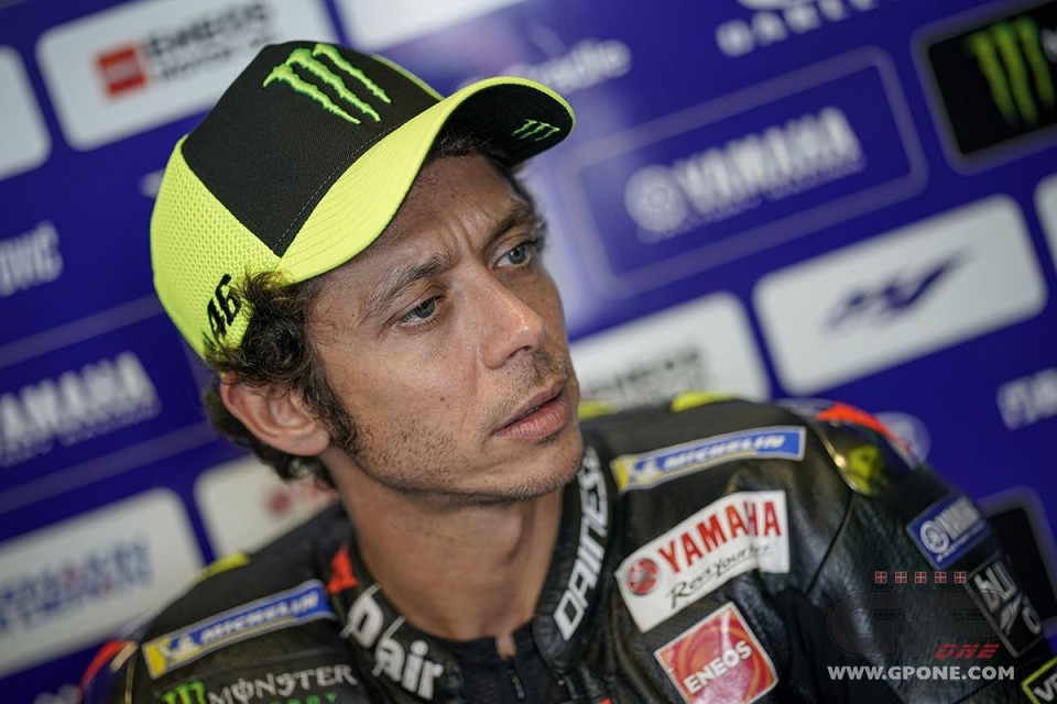MotoGP: Rossi: "Marquez domina come facevo io quando ero al top"