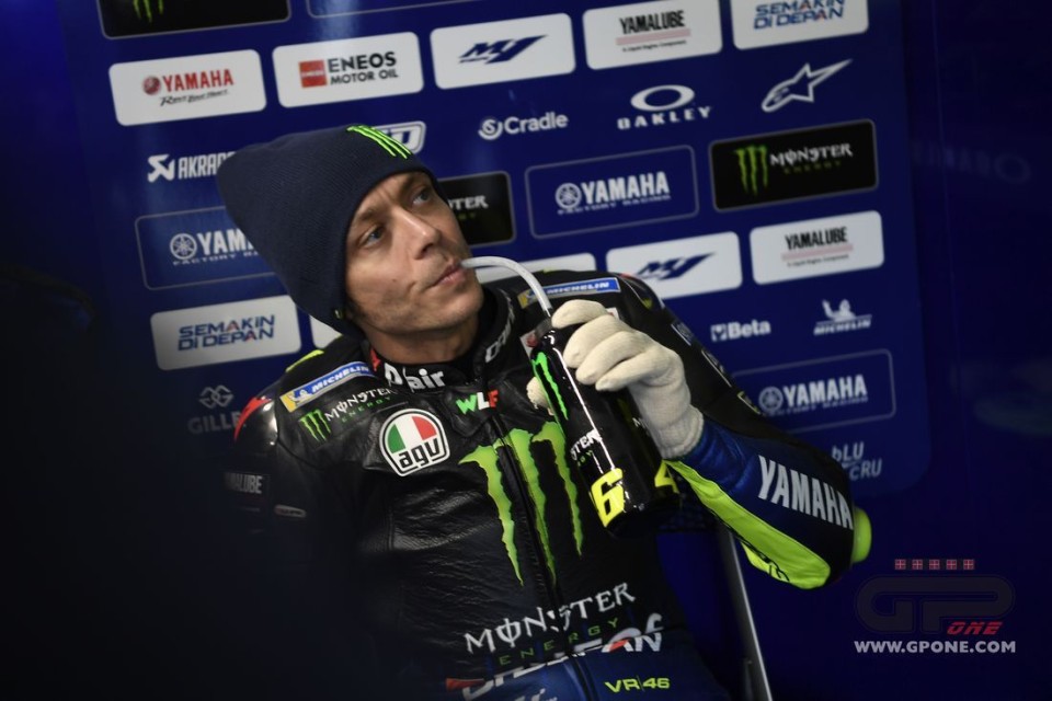 MotoGP: Rossi: "Giusto fermarsi, ma non recuperare le qualifiche"