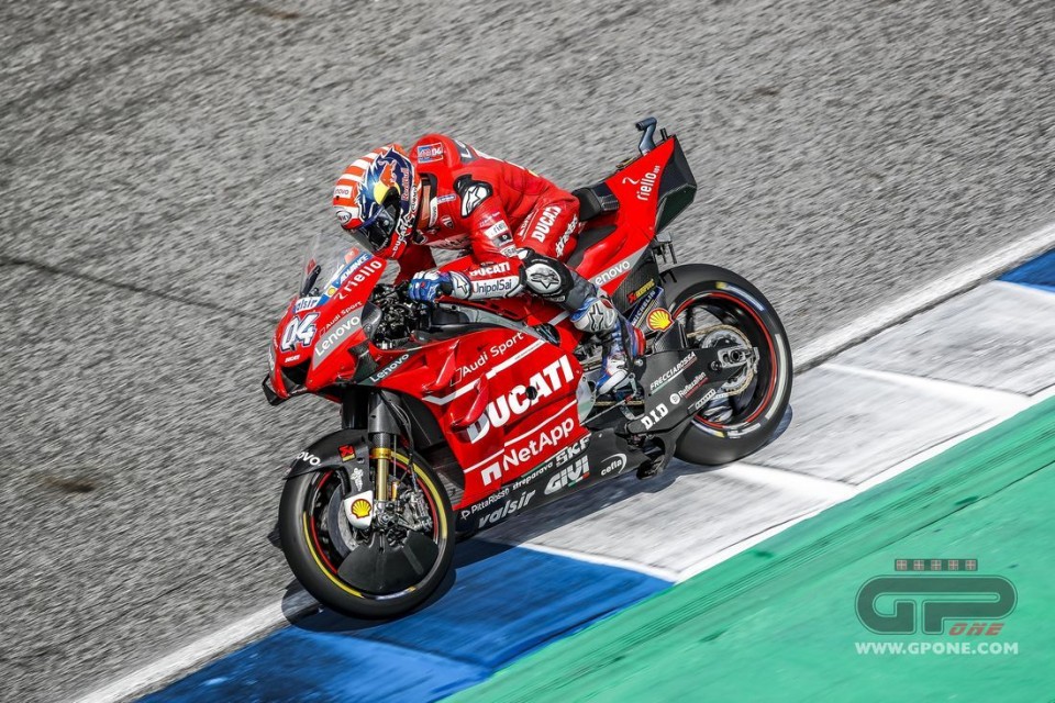 MotoGP: MotoGP and F1 together for safety: 'standard' paint is introduced