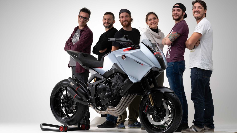 Moto - News: Honda CB4 X Concept, crossover made in Italy