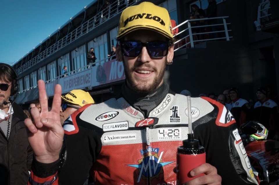 Moto2: WUP: Manzi continua a sognare: è davanti a Navarro  a Valencia