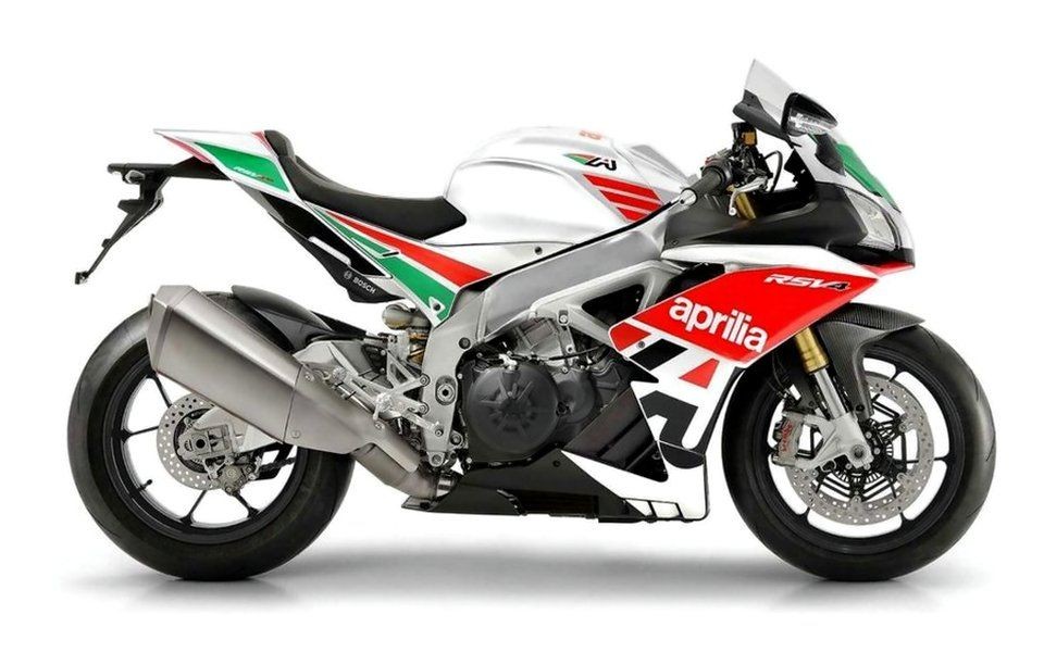 Moto - News: Aprilia RSV4 RR e Tuono LE: il tricolore sbarca negli 'States'