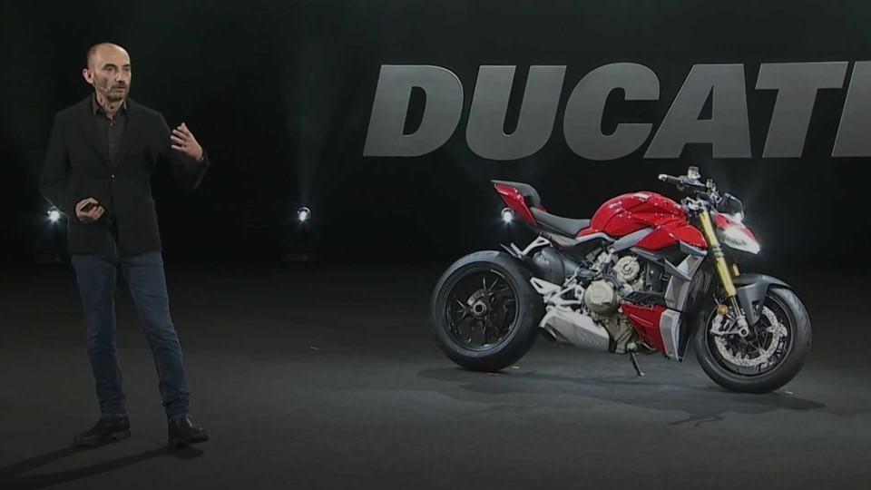 Moto - News: Ducati: Domenicali apre alla Streetfighter V2