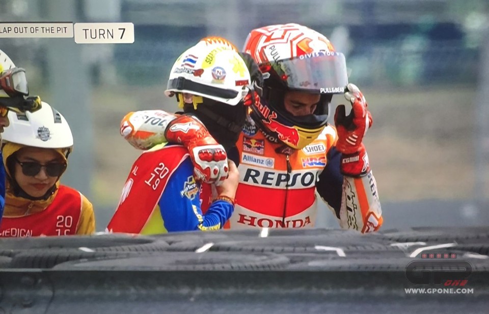 Marc Marquez dopo l'highside: atto di forza