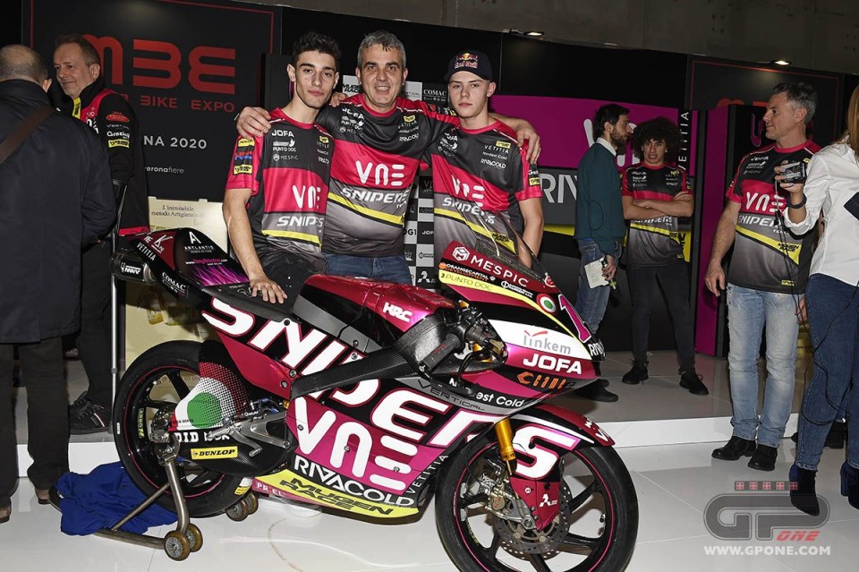 Moto3: Presentato il Team Snipers per Arbolino e Salac: voglia di vincere
