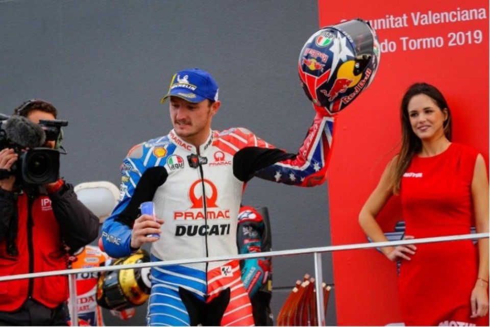 MotoGP: Australia-Emergenza incendi: Miller mette all'asta il suo casco