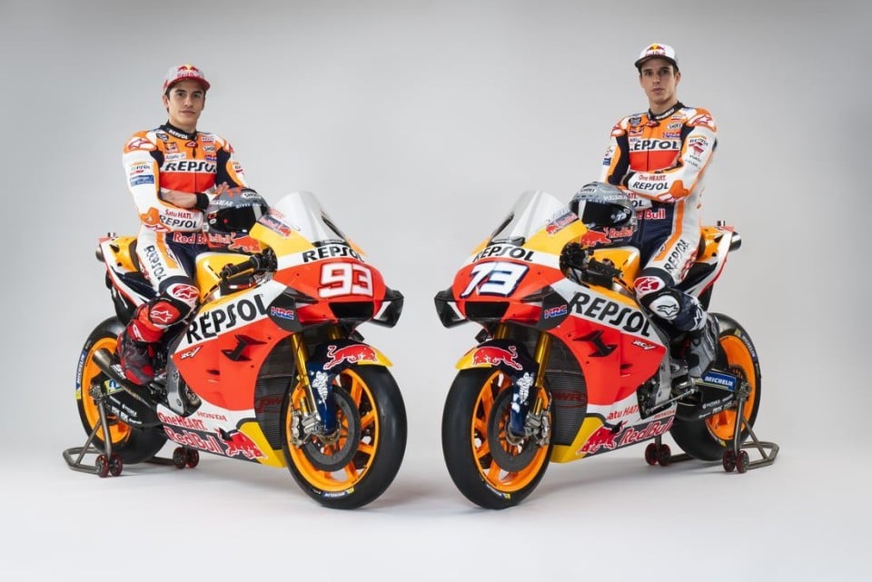 MotoGP: Per Marc e Alex Marquez foto di famiglia sulla Honda MotoGP