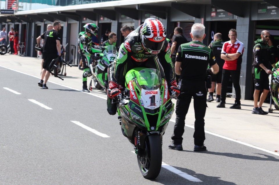 SBK: Phillip ‘Poker’ Island: Rea plays his cards face up, others close to their chest