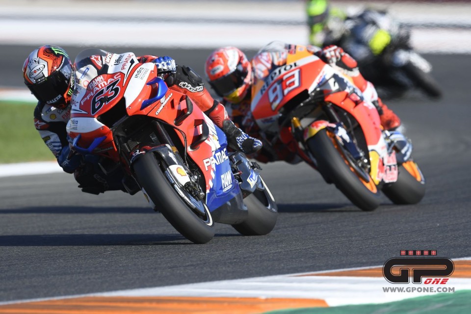 MotoGP: I fratelli Marquez sfidano Bagnaia al Mugello, la prima gara virtuale 