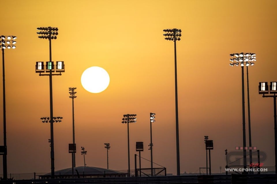 MotoGP: A mid-summer night's dream in Qatar: MotoGP and SBK together at the Grand Prix!