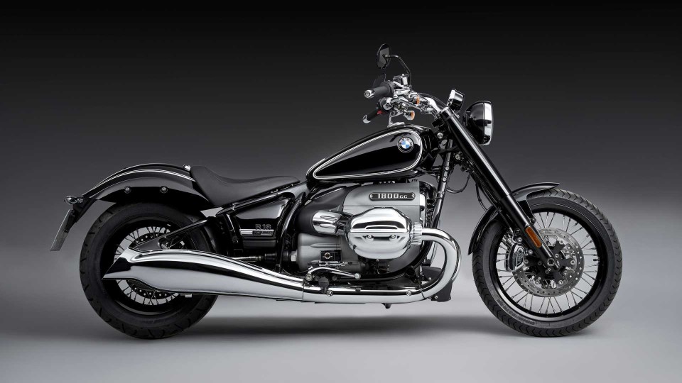Moto - News: BMW R18 First Edition, prezzo e dettagli dell’anti-american cruiser