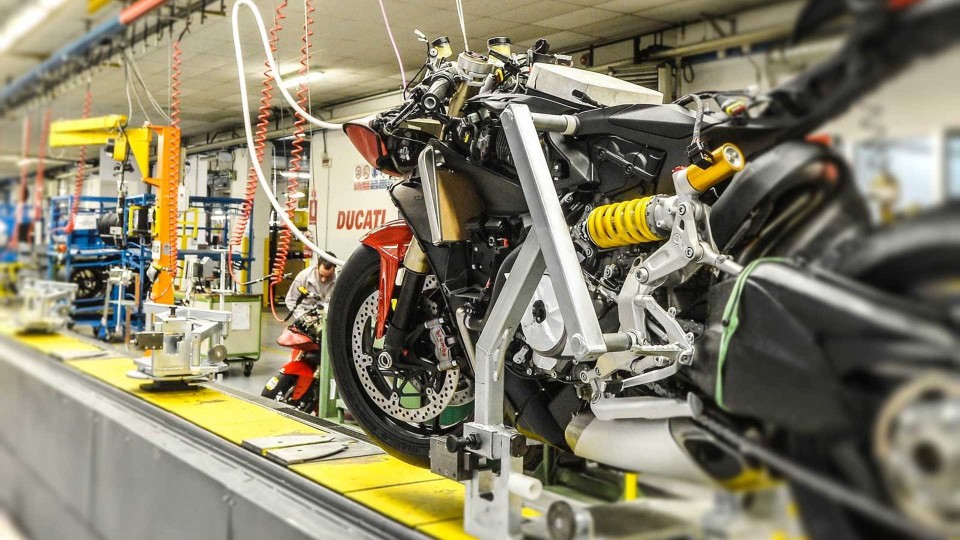 Moto - News: Ducati: la produzione riparte in maniera graduale