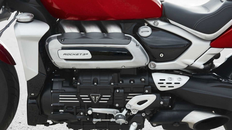 Moto - News: Triumph Rocket 3: ecco come nasce il motore da 2.500 cc [VIDEO]