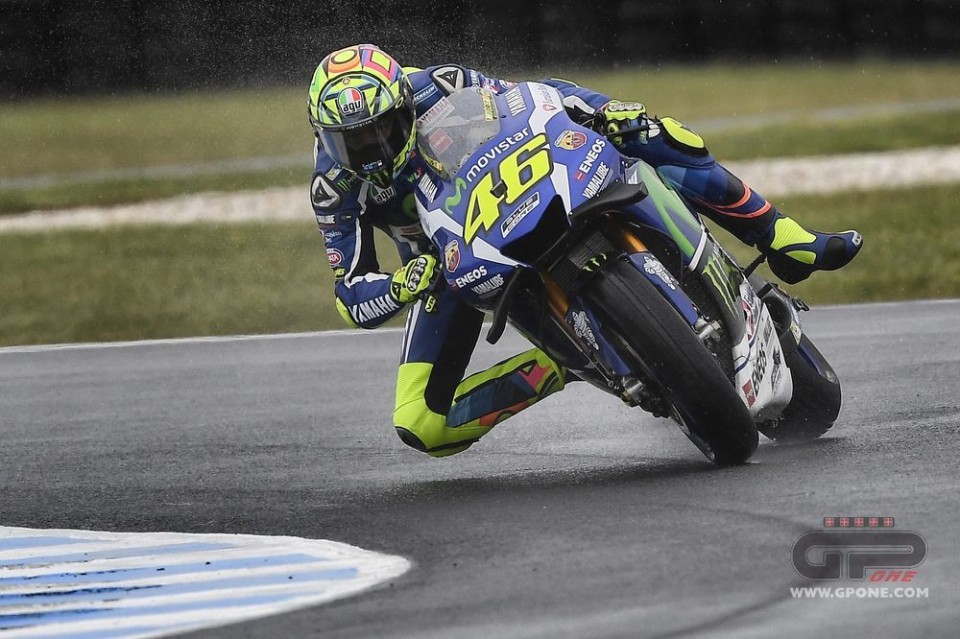 Rossi: con questo tempo Phillip Island è pericolosa