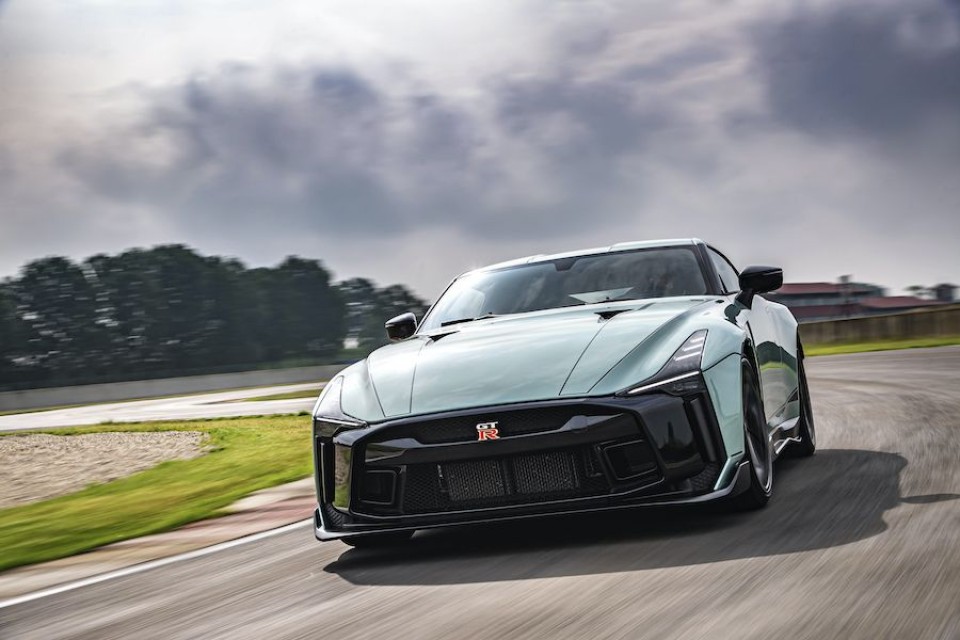 Auto - News: Nissan GT-R50 by Italdesign, test superati. Via libera alla produzione