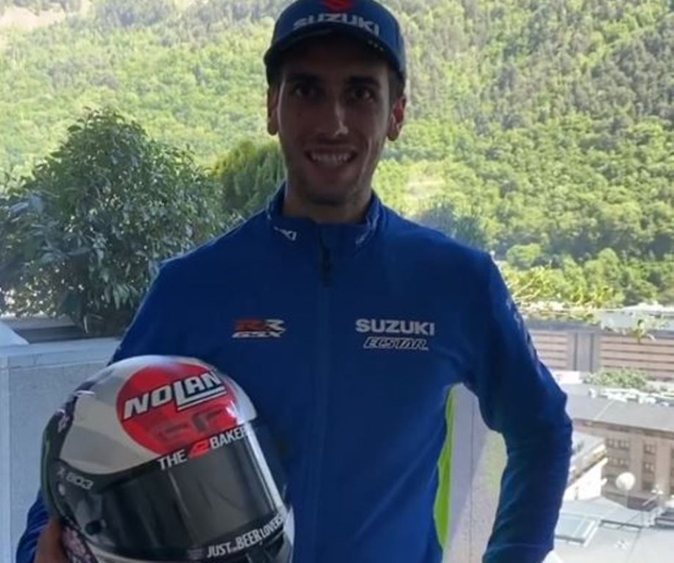 MotoGP: Rins mette all'asta il suo casco di Motegi per combattere il Covid