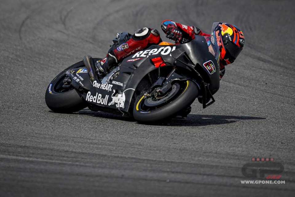 MotoGP: Il collaudatore Honda Stefan Bradl a Jerez: "ma non sostituirò Marquez"