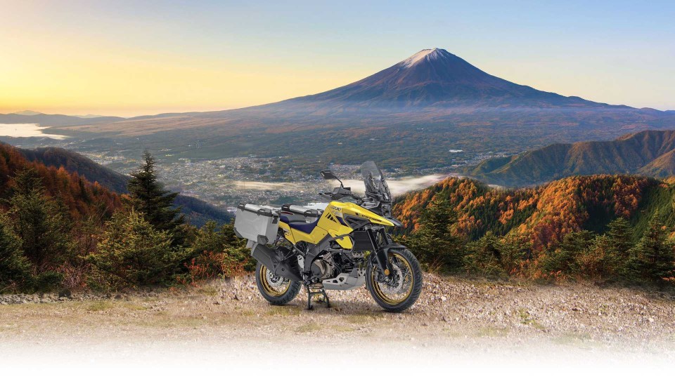 Moto - News: Suzuki V-Strom 1050 XT Pro: la nuova versione a prova di adventouring