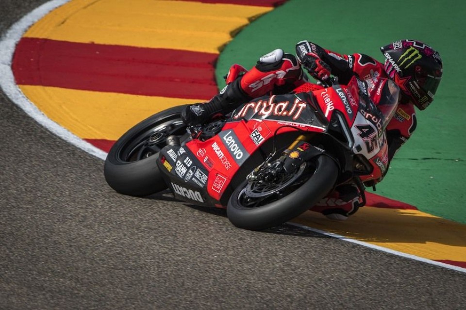 SBK: Aragon è Rossa! Doppietta Ducati: Redding e Davies davanti a Rea