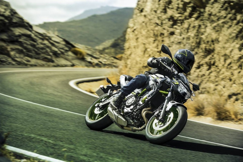 Moto - News: Kawasaki: ecco i modelli 2021 di Ninja 650, Versys 650 e Z650