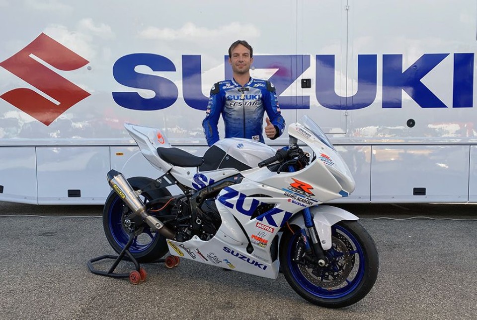 Moto - News: Al via la Suzuki GSX-R Racing Academy: una scuola per tutti i livelli di guida