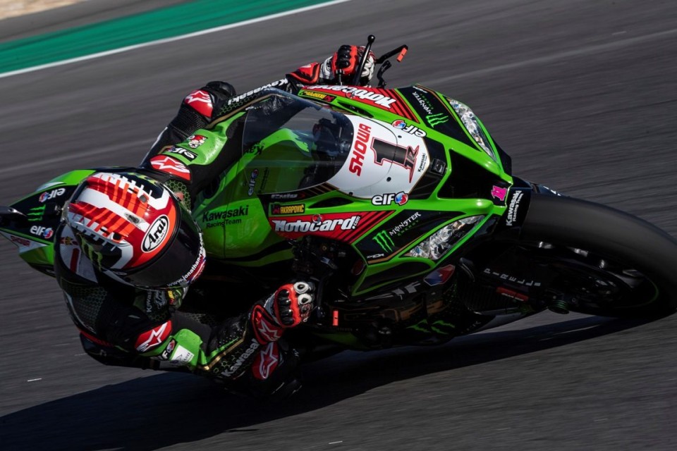 SBK: Estoril: Rea 6 volte Campione del Mondo, Gara 1 a Razgatlioglu