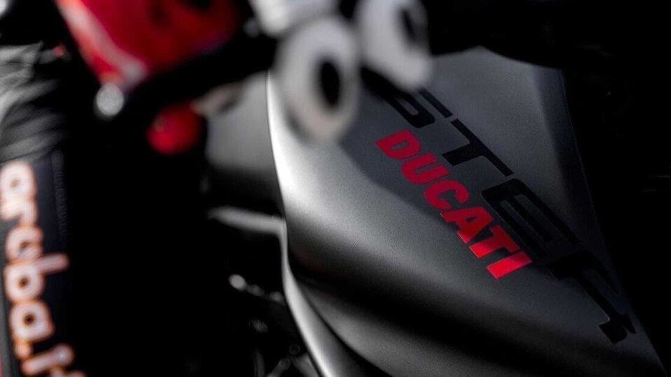 Moto - News: Ducati Monster 2021, dalla Spagna una prima anticipazione