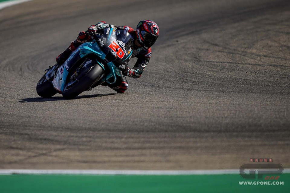 MotoGP: Pole di Quartararo ad Aragon, 2° Vinales. Dovizioso furioso e 13°