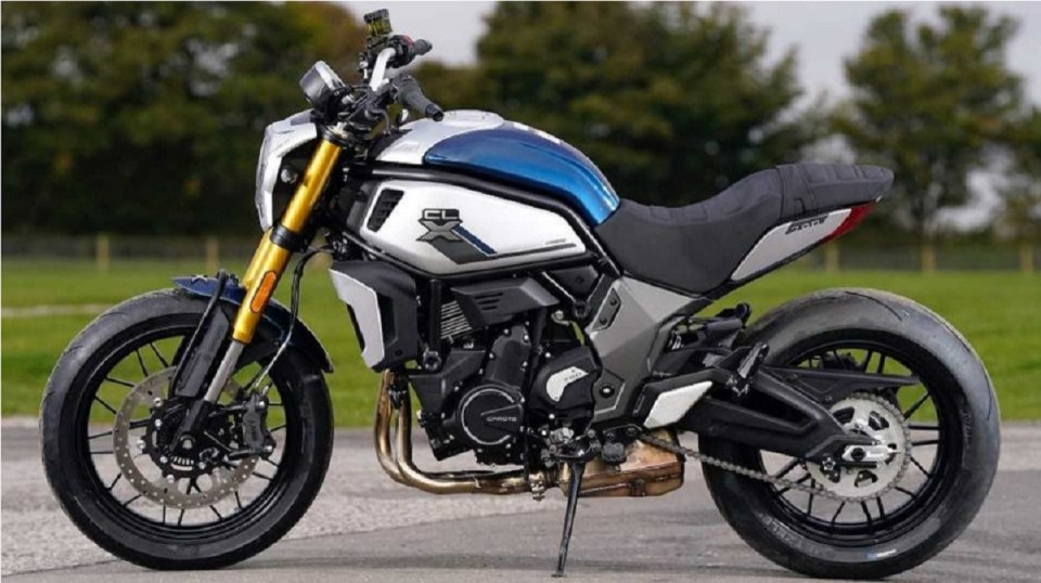 Moto - News: CFmoto CLX 700, la naked che lancia il guanto della sfida