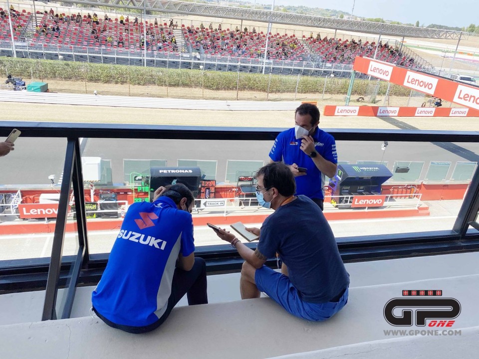 A Terrace on the Pitlane: the Misano of a self-imprisoned reporter