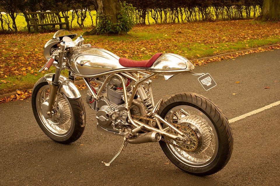 Moto - News: Ducati 750: la special scintillante di Jim Alonze