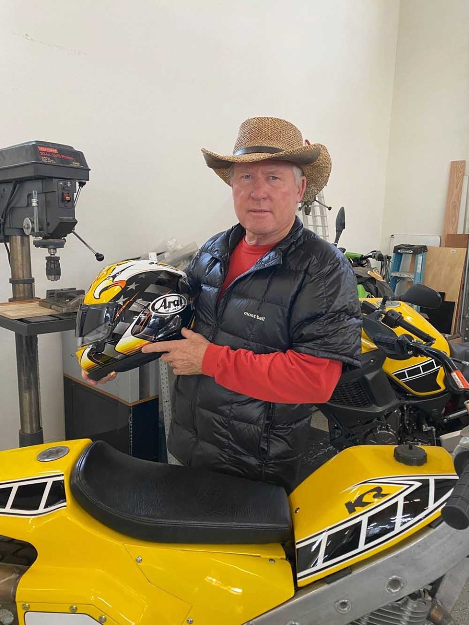 MotoGP: L'aquila di Kenny Roberts torna a volare sui caschi Arai MotoGP: L'aquila di Kenny Roberts torna a volare sui caschi Arai