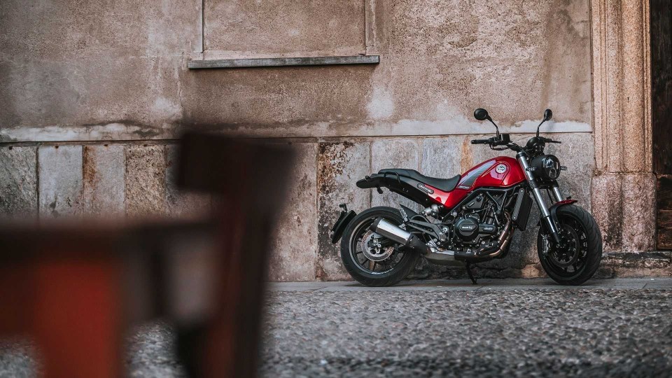 Moto - News: Benelli Leoncino e Leoncino Trail 500, motore Euro 5 e nuova forcella