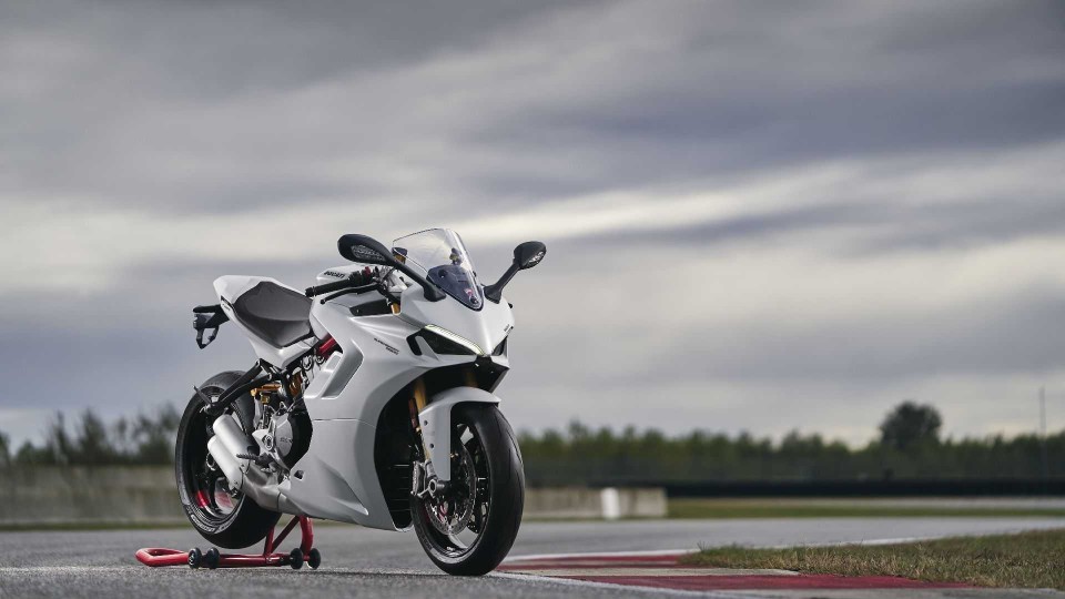 Moto - News: Ducati SuperSport 950 disponibile nei concessionari
