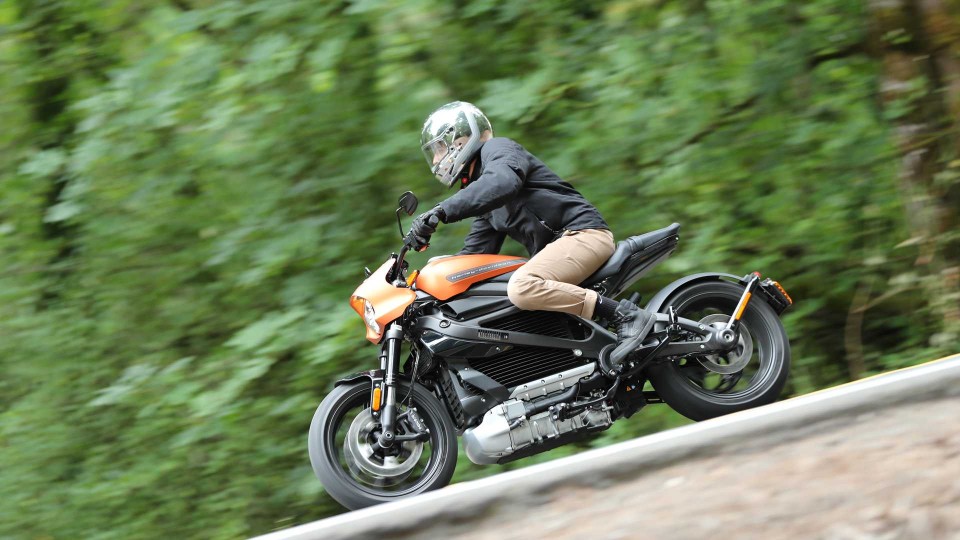 Moto - News: Harley-Davidson LiveWire, più peso, meno potenza ma maggior durata?