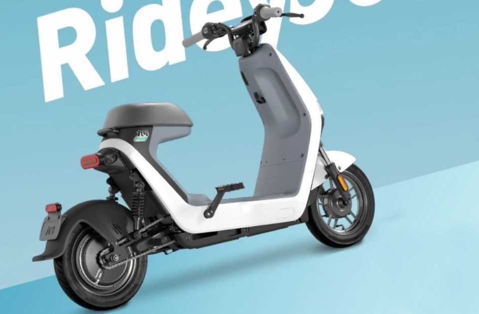 Moto - Scooter: Ninebot A30C: lo scooter elettrico che costa appena 260 euro