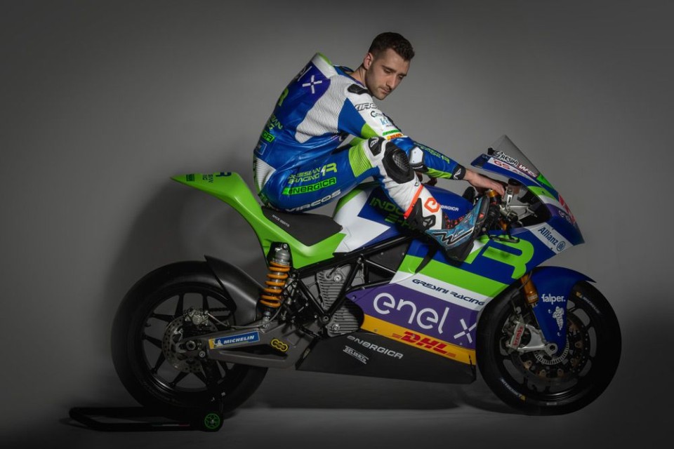 MotoE: Ferrari e Mantovani svelano i nuovi colori delle MotoE del team Gresini