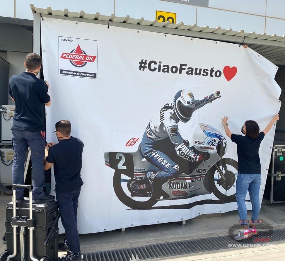 MotoGP: Tribute to Fausto Gresini in Qatar: his photo in the team box