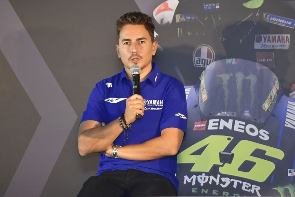 MotoGP: Aprilia punta a Jorge Lorenzo e Cal Crutchlow per il 2021