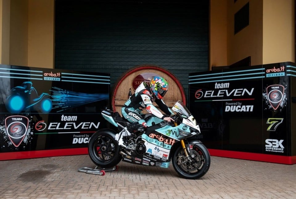 SBK: Go Eleven cambia look! Ecco la Ducati V4 di Chaz Davies