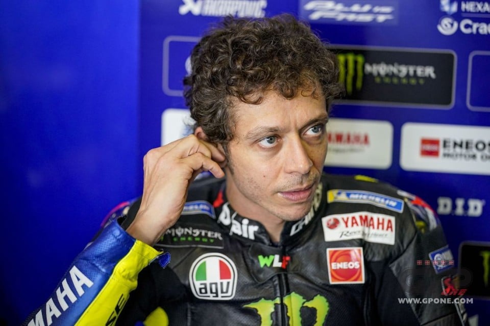 MotoGP: Valentino Rossi deluso: "Io e Morbidelli non siamo riusciti a farci coraggio"