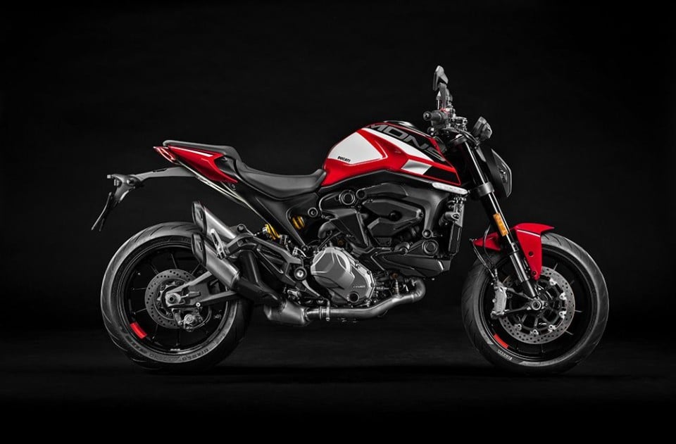 Moto - News: Ducati Monster 2021: arrivano i kit Performance