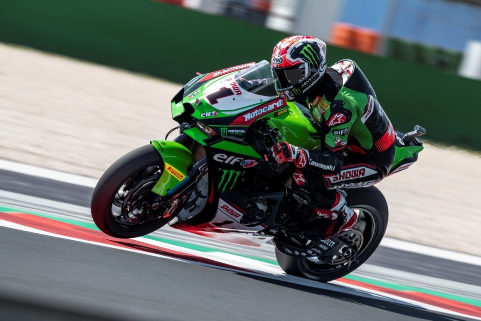 SBK: Johnny Rea non fa sconti: è pole (con record) a Misano! 3° Scott Redding