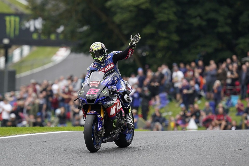 SBK: BSB Cadwell Park: O’Halloran rovina la festa a Hickman in Gara 3