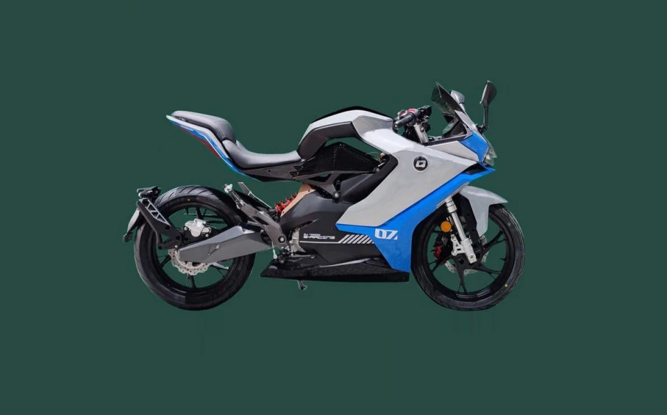 Moto - News: Benelli: una sportiva elettrica (dalla Cina) per battere gli e-scooter