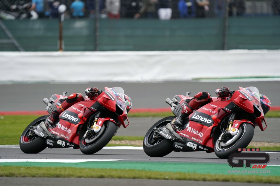 MotoGP: Bagnaia e Miller contro Quartararo: il video highlight delle qualifiche