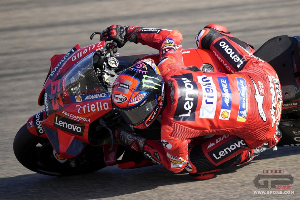 MotoGP: Bagnaia si prende anche il Warm Up ad Aragon: Nakagami 2°, Vinales 22°