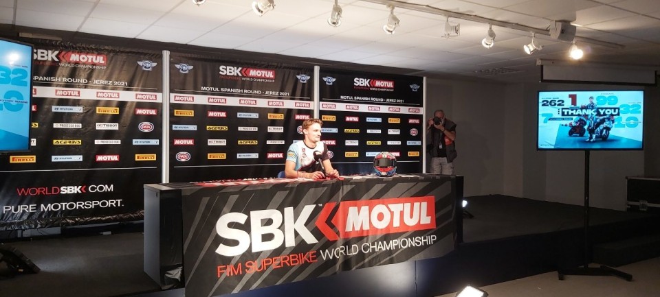 SBK: Davies: 